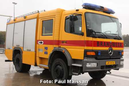 0075-02-Mercedes-Benz Atego TS 2003 (KLu)