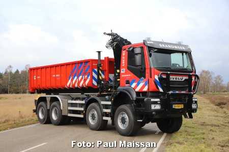 0142-01-Iveco Trakker HA 2013 (KL)