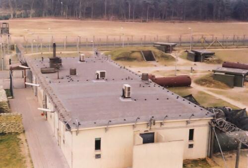 kaz-0181-07-Darp wachtgebouw in controlled area (Blad 100a)